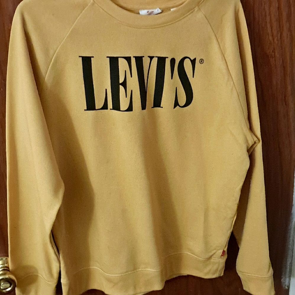 Levi's sweatshirt